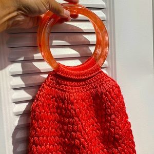 NWT. Binge coral handcrafted bag! Beautiful design and light weight!